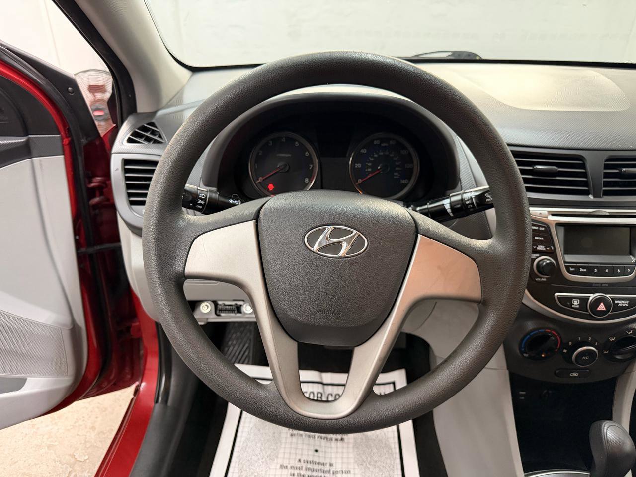 Used 2017 Hyundai Accent SE FWD image 19