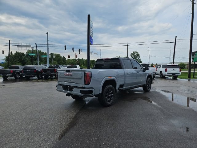 Used 2025 GMC Sierra 2500 AT4 w/ AT4 Premium Plus Package AWD/4WD image 6