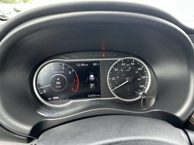 Used 2019 Nissan Kicks SR FWD image 12