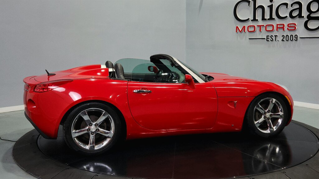 Used 2008 Pontiac Solstice GXP w/ Premium Package RWD image 12