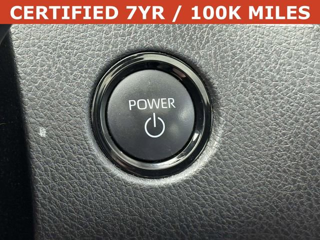Used 2025 Toyota Camry SE w/ Convenience Package FWD image 29