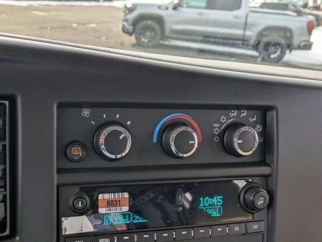 New 2026 GMC Savana 2500 w/ Driver Convenience Package RWD image 21