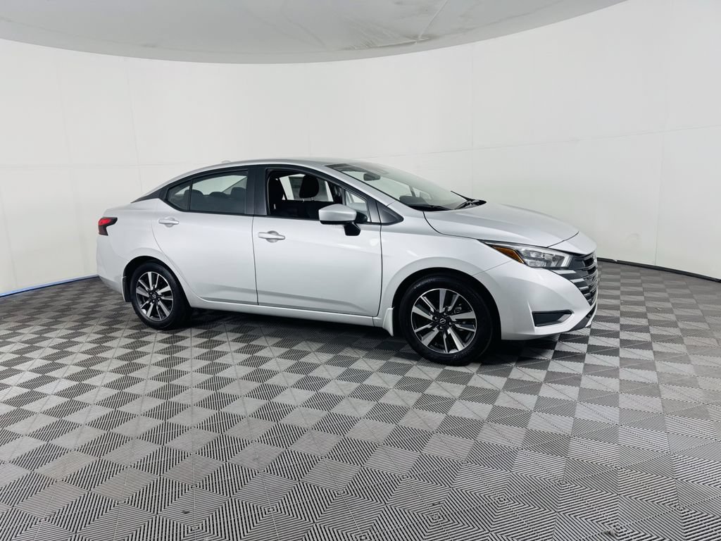 Used 2025 Nissan Versa SV w/ Trunk Package FWD image 2