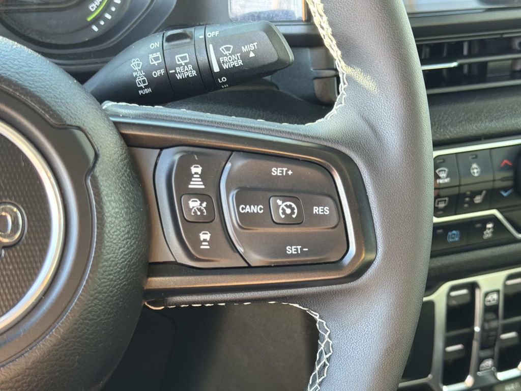 Used 2025 Jeep Wrangler Willys 4xe image 11