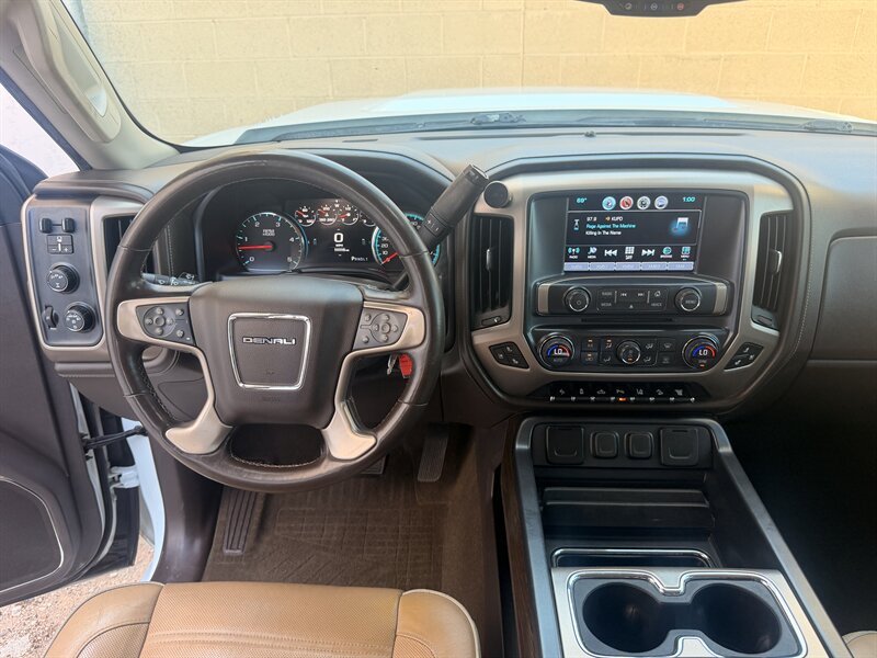 Used 2017 GMC Sierra 2500 Denali w/ Duramax Plus Package AWD/4WD image 23