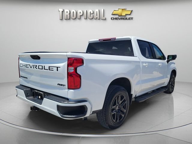Used 2026 Chevrolet Silverado 1500 RST w/ LPO, Dark Essentials Package RWD image 5