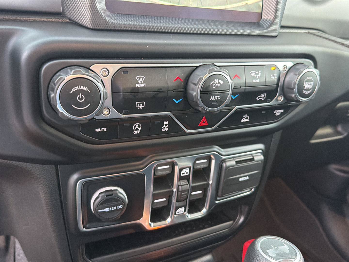 Used 2021 Jeep Wrangler Unlimited Sport AWD/4WD image 26