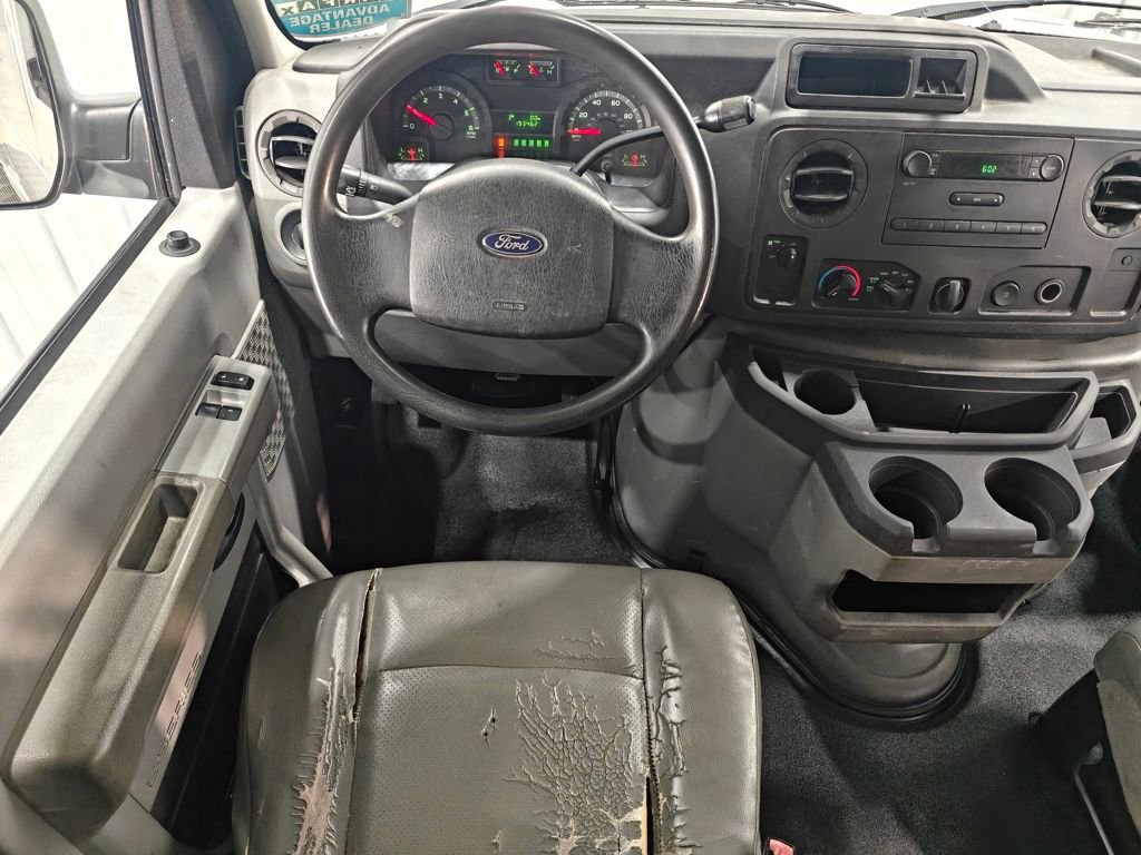 Used 2011 Ford E-150 and Econoline 150 w/ PWR Group RWD image 4