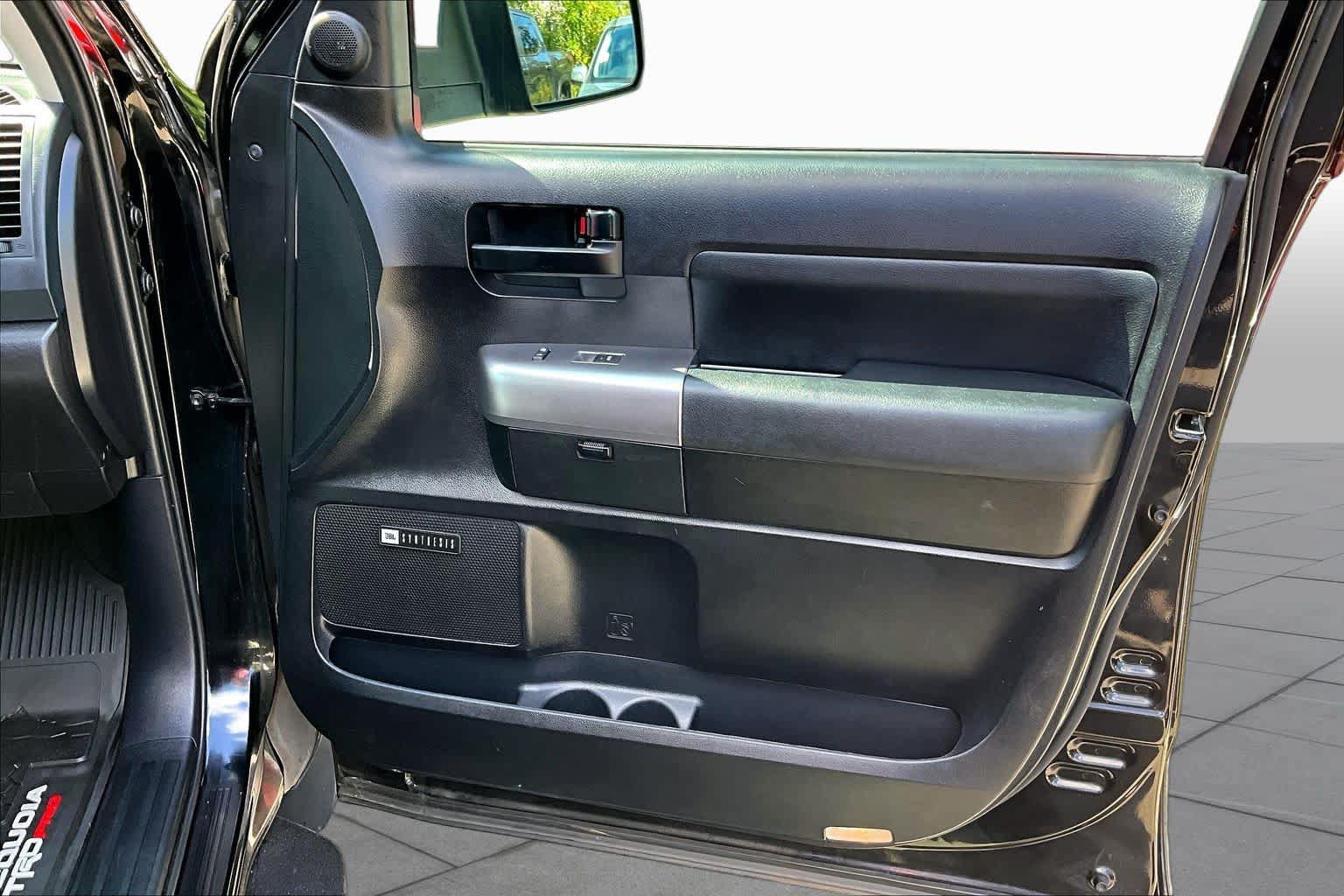 Used 2022 Toyota Sequoia TRD Pro AWD/4WD image 22