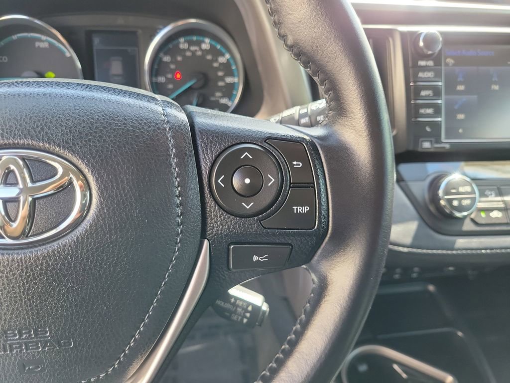Used 2016 Toyota RAV4 Limited w/ Advanced Technology Package image 27
