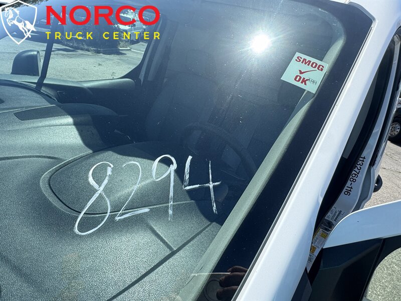 Used 2016 Ford Transit Connect XL image 28