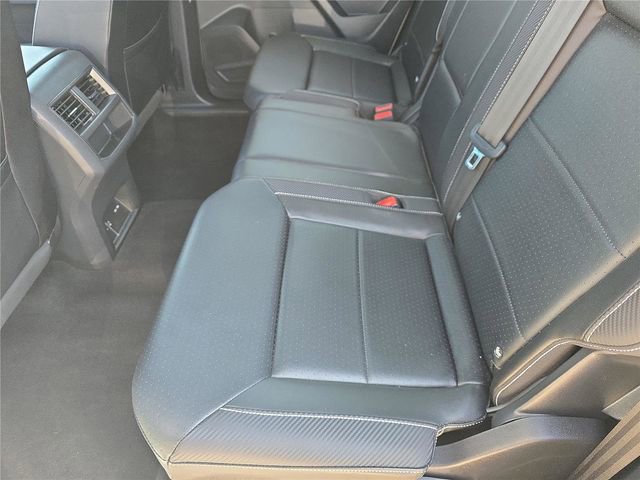 Used 2022 Volkswagen Atlas Cross Sport SEL R-Line AWD/4WD image 14