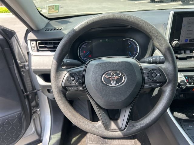 Used 2024 Toyota RAV4 XLE image 17