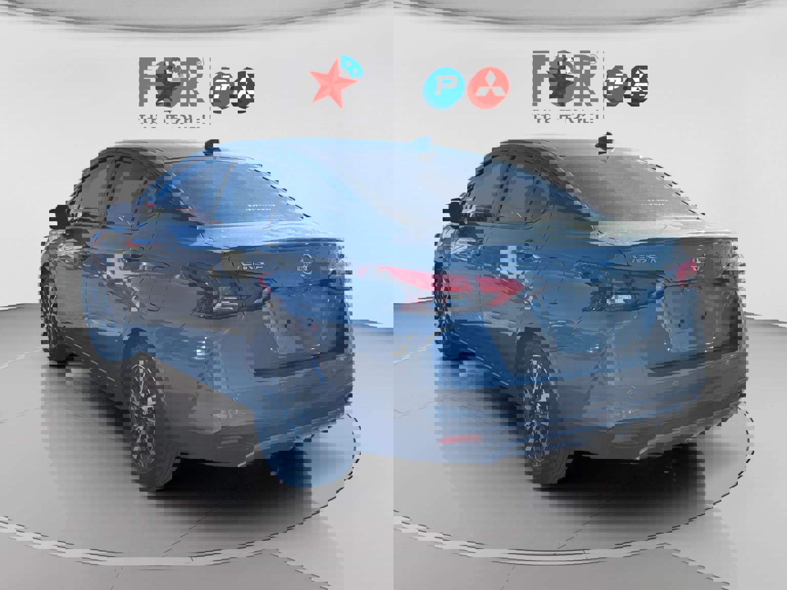 Used 2021 Nissan Versa SV image 3