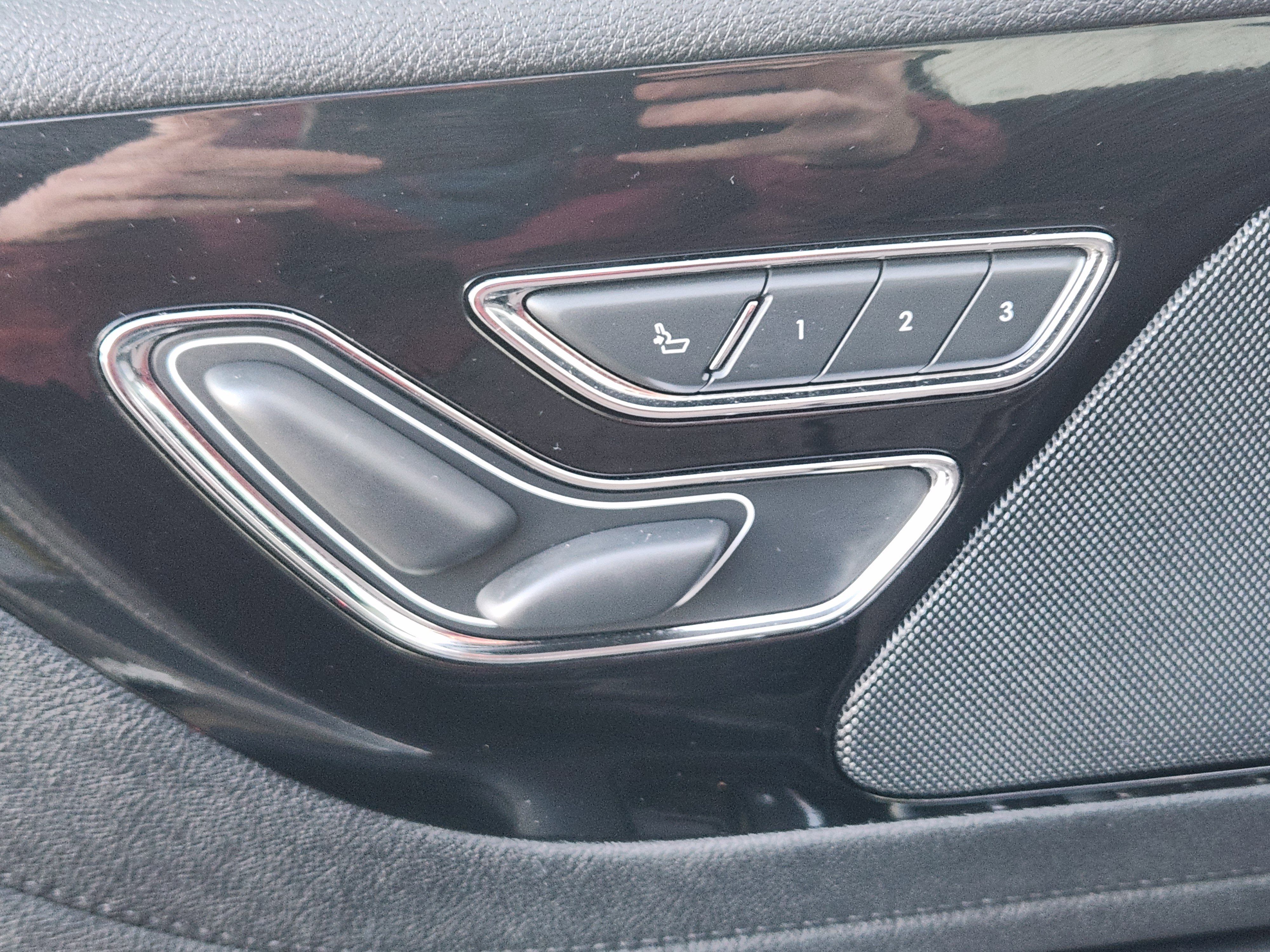 Used 2022 Lincoln Aviator Reserve w/ Equipment Group 201A image 24