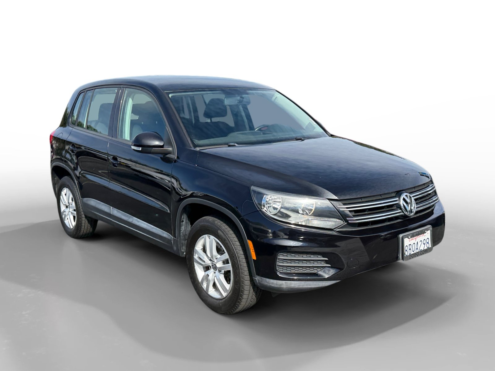 Used 2014 Volkswagen Tiguan S FWD image 7