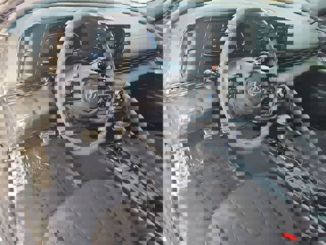 Certified 2025 Hyundai Elantra Sport w/ Cargo Package image 10