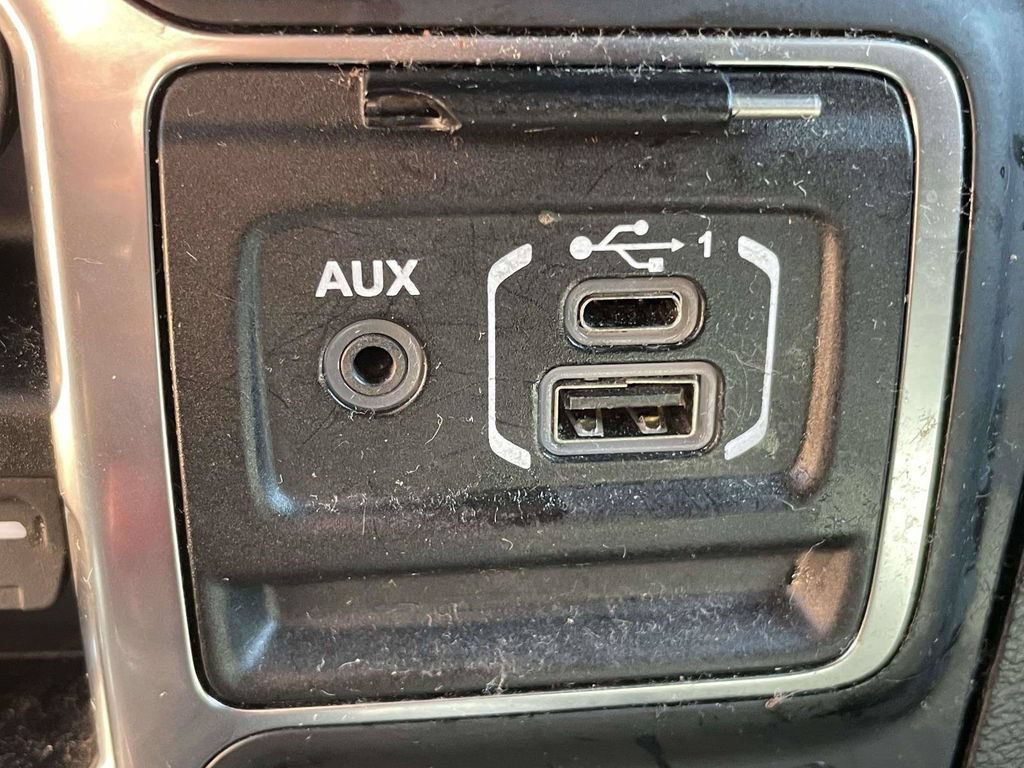 Used 2023 Jeep Gladiator Sport AWD/4WD image 22