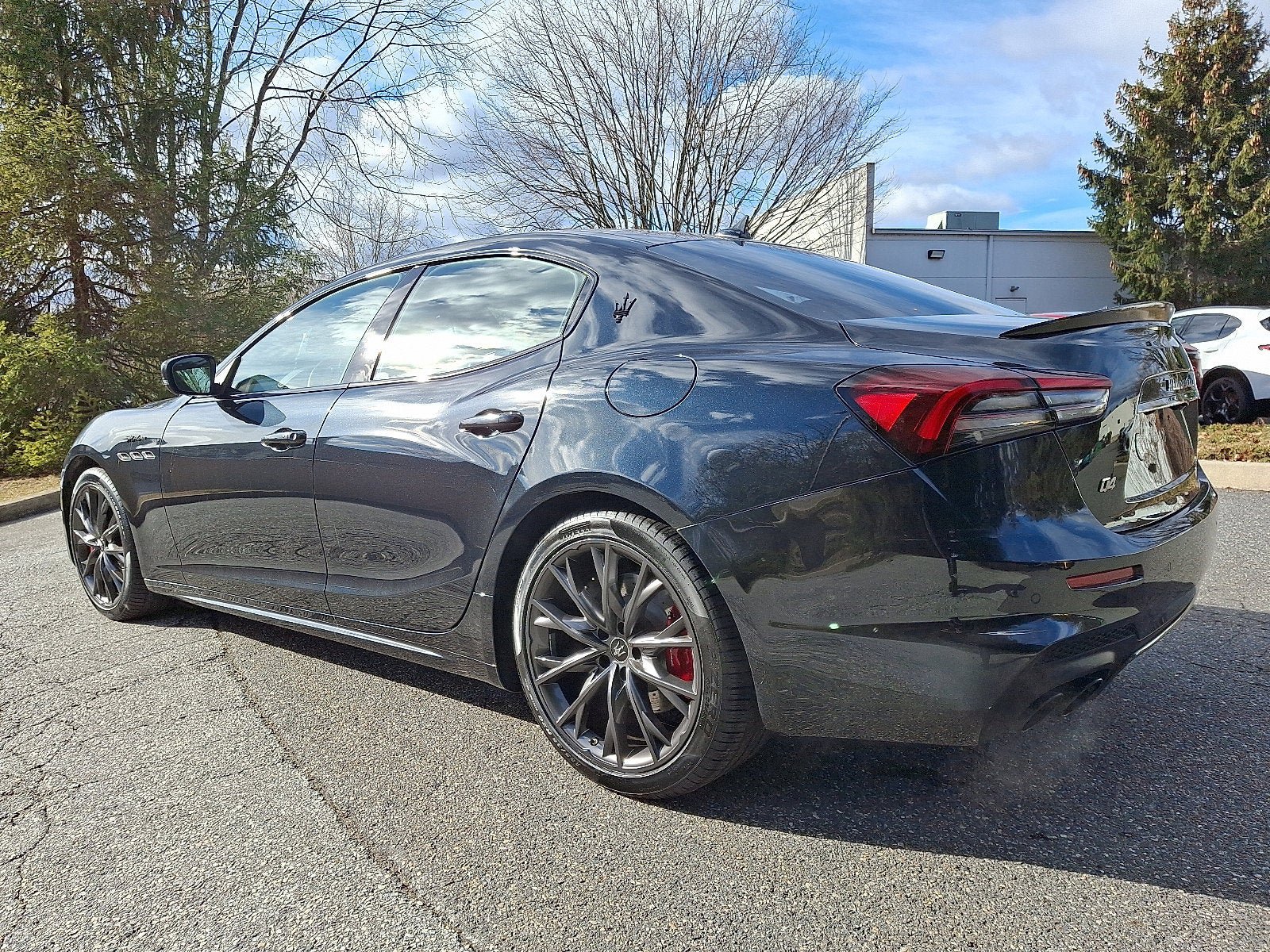 Used 2022 Maserati Ghibli Modena Q4 AWD/4WD image 6