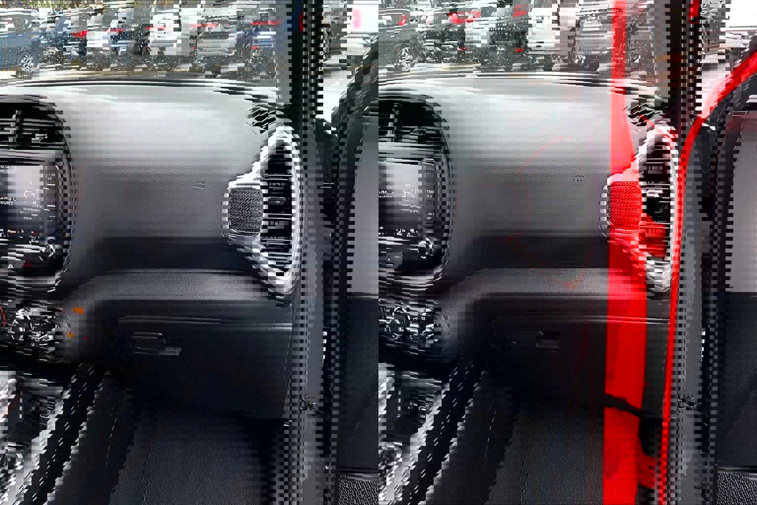 Used 2025 Kia Soul LX w/ LX Technology Package image 18