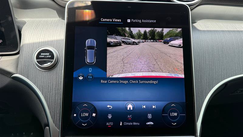 Used 2025 Mercedes-Benz GLC 350e 4MATIC image 38