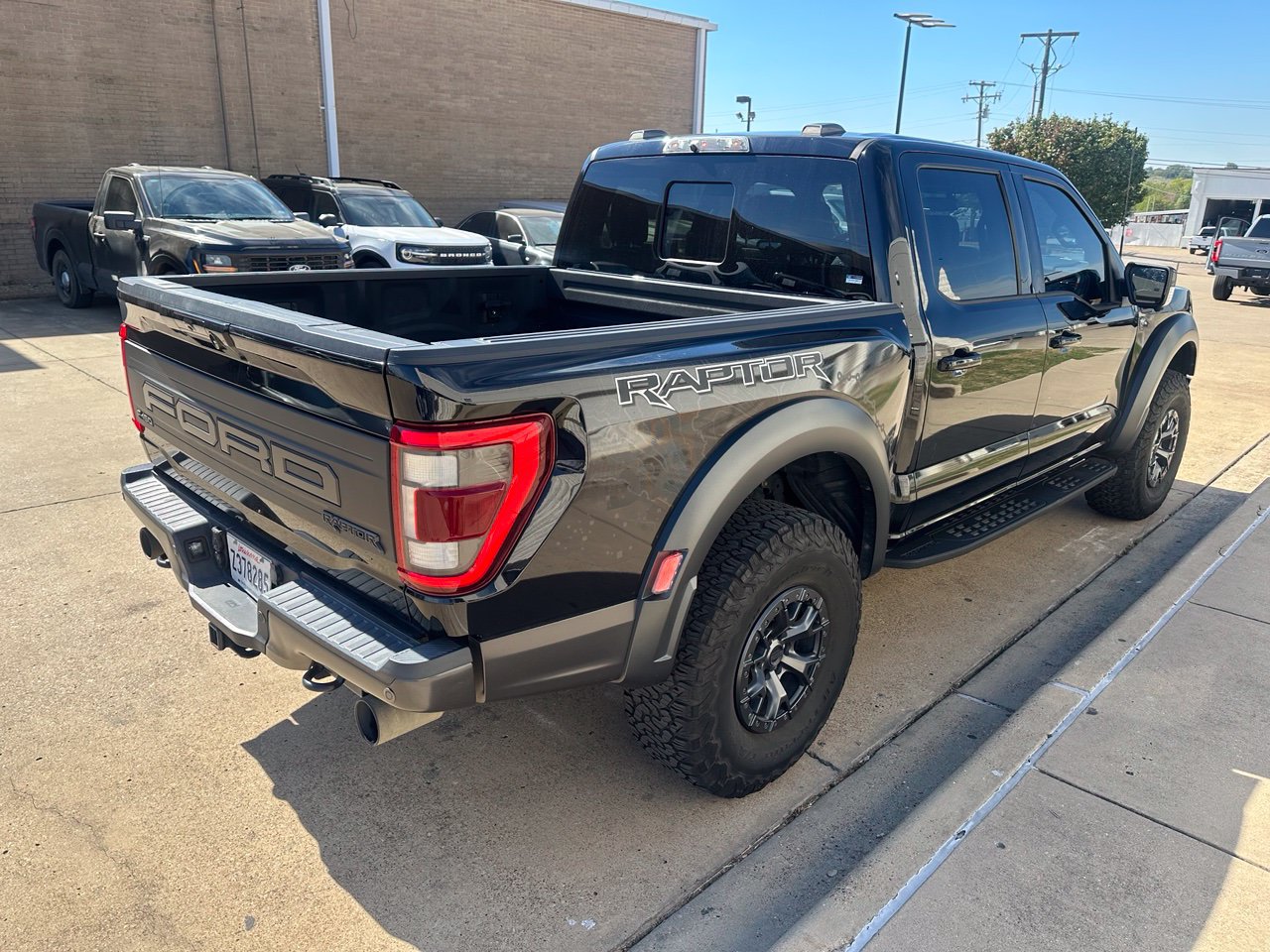 Used 2021 Ford F150 Raptor w/ Raptor 37 Performance Package AWD/4WD image 15