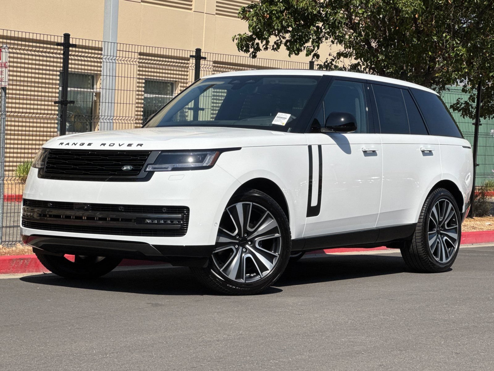 New 2026 Land Rover Range Rover SE