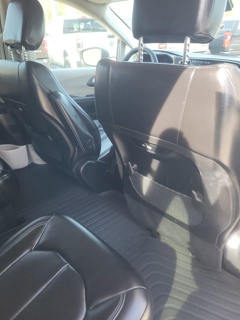 Used 2023 Chrysler Pacifica Touring-L FWD image 20