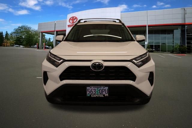 Used 2025 Toyota RAV4 XLE image 7