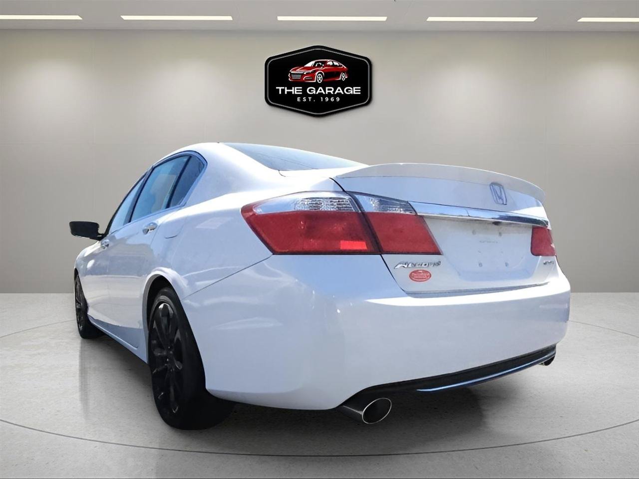Used 2013 Honda Accord Sport image 4