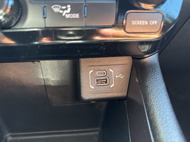 Used 2023 Jeep Compass Latitude AWD/4WD image 24