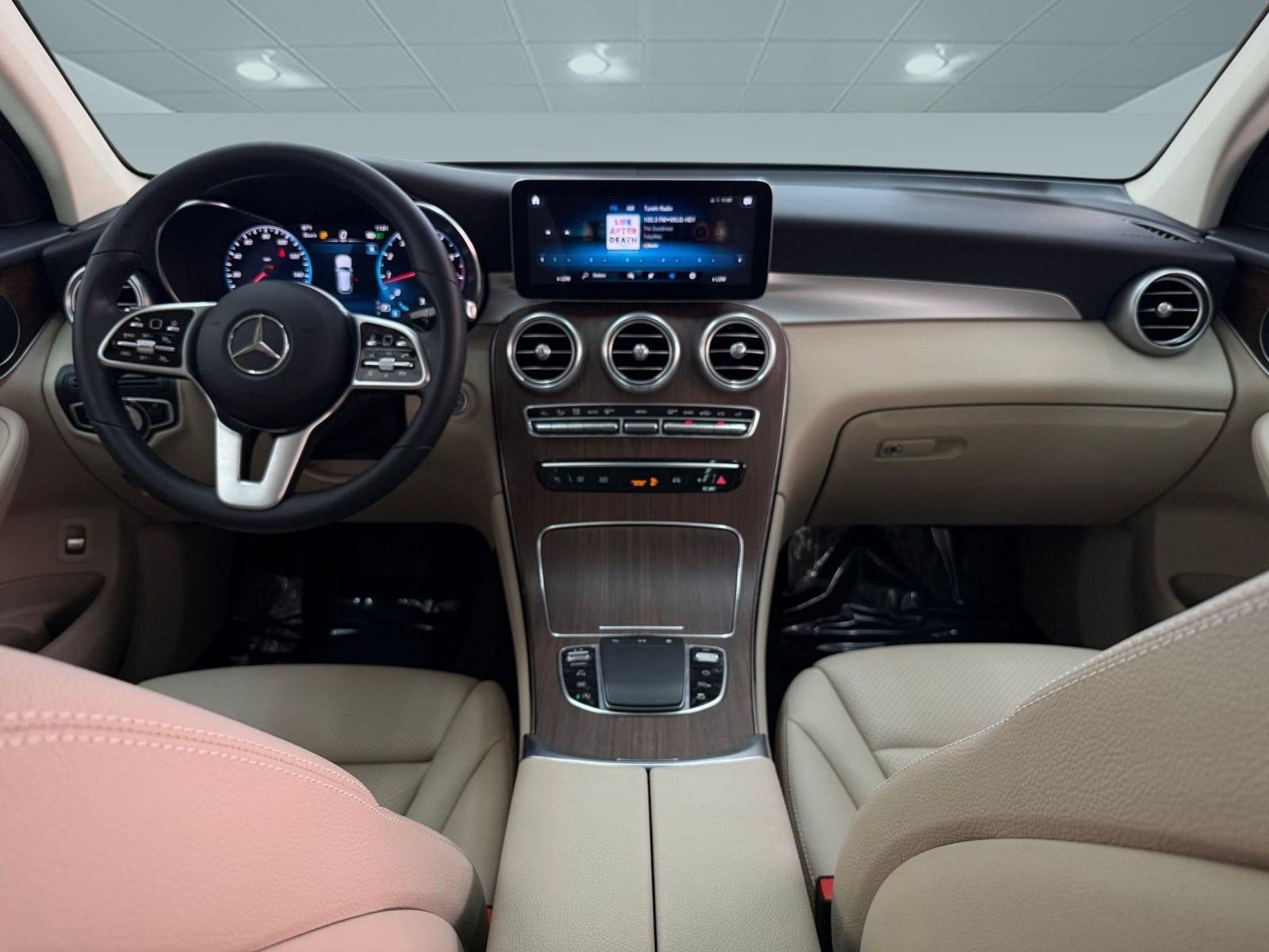 Used 2022 Mercedes-Benz GLC 300 image 12