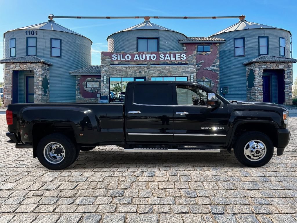 Used 2018 GMC Sierra 3500 Denali w/ Duramax Plus Package AWD/4WD image 6