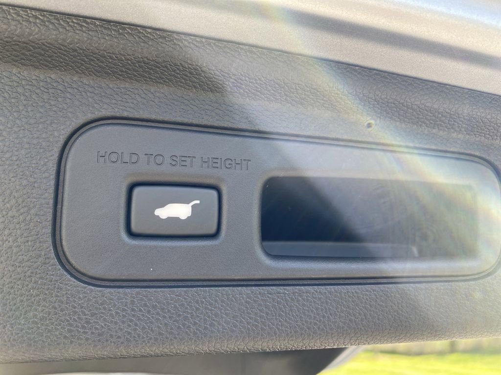 New 2026 Honda Odyssey Touring image 17