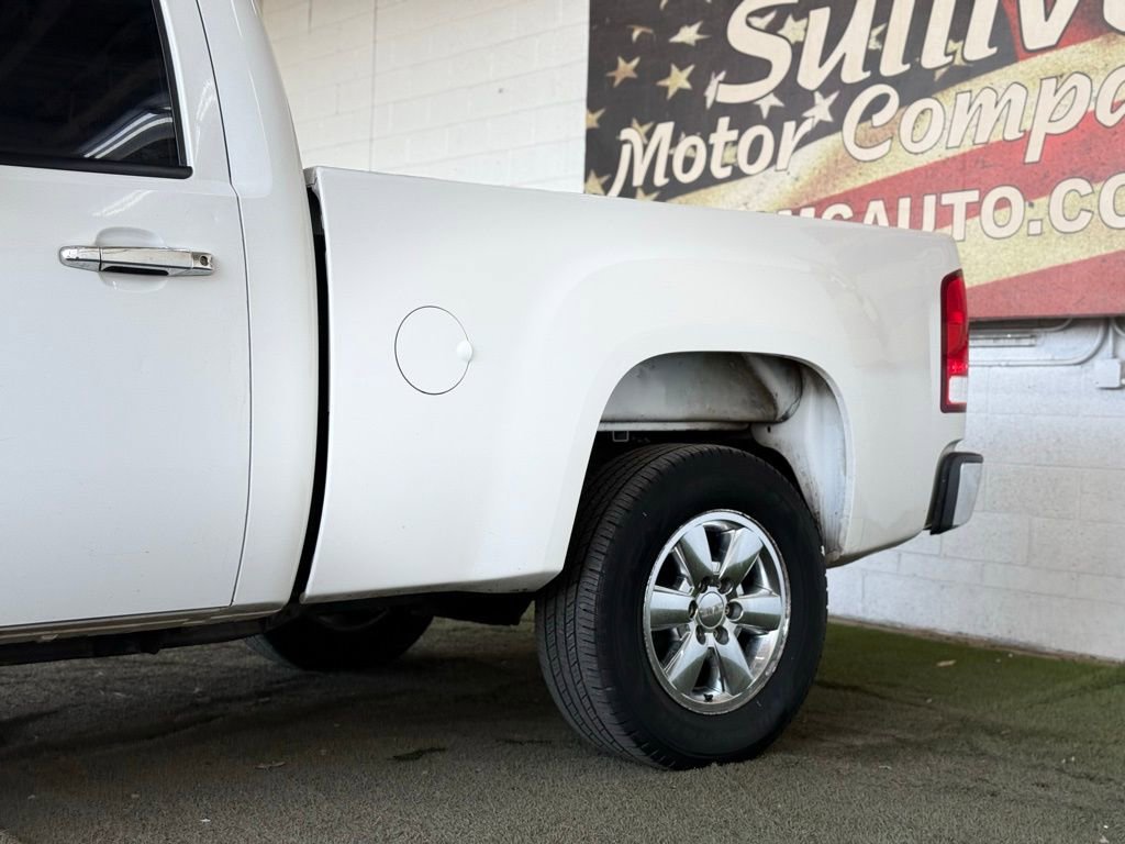 Used 2013 GMC Sierra 1500 W/T RWD image 4