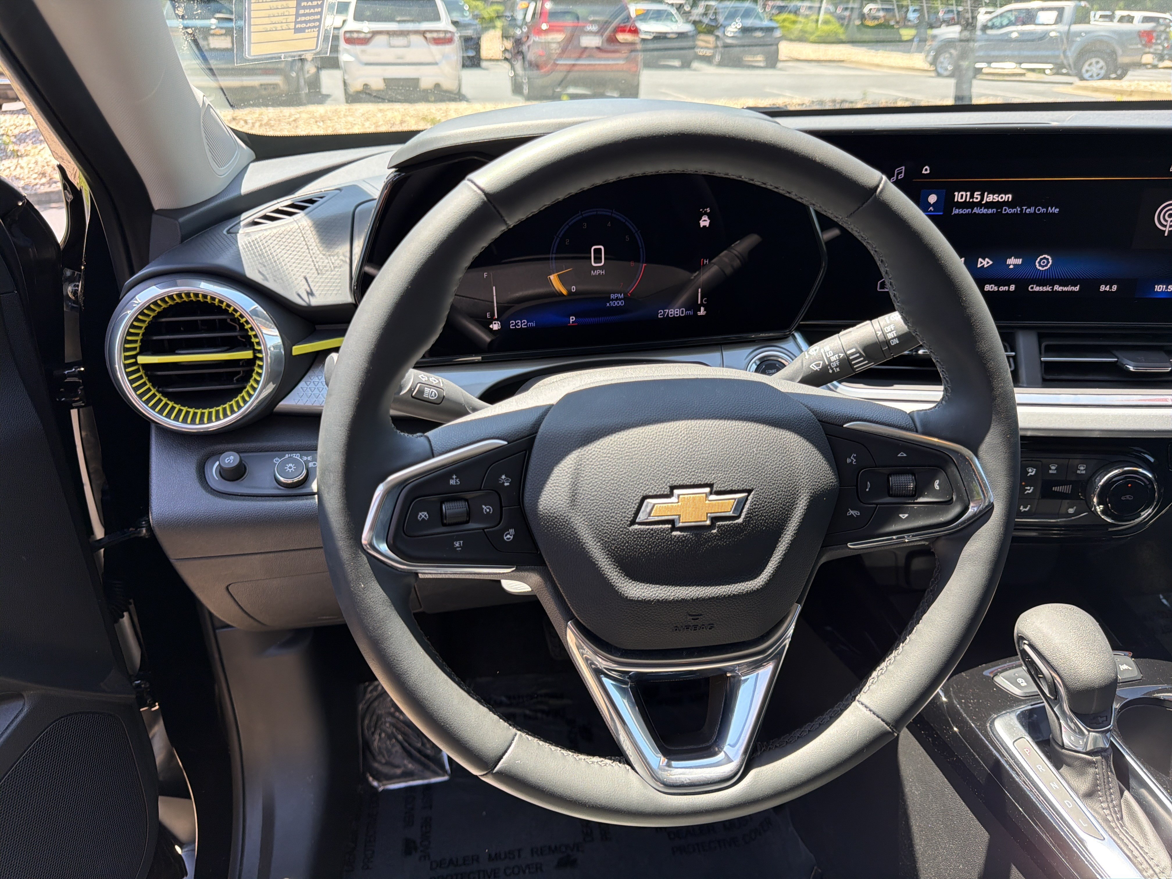 Used 2024 Chevrolet Trax LT FWD image 23