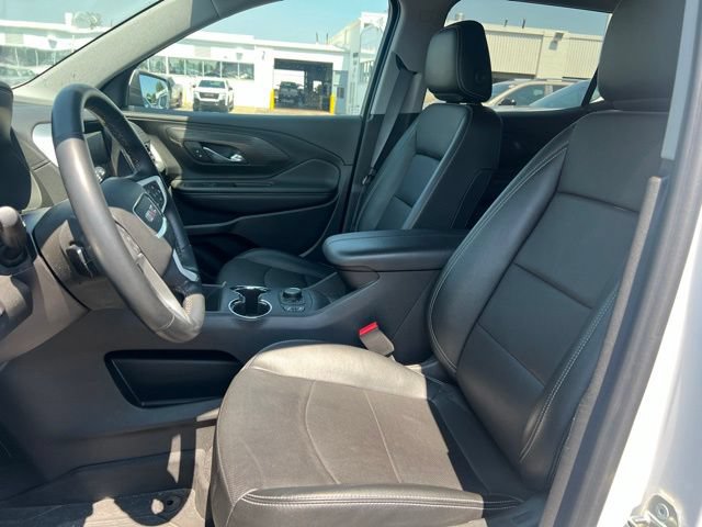 Used 2023 GMC Terrain SLT w/ LPO, Floor Liner Package AWD/4WD image 25