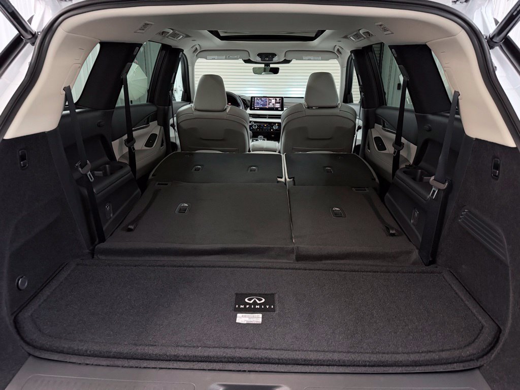 New 2027 INFINITI QX60 Luxe w/ Cargo Package FWD image 36