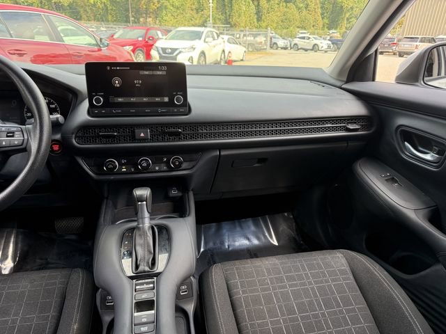 Used 2023 Honda HR-V LX image 12