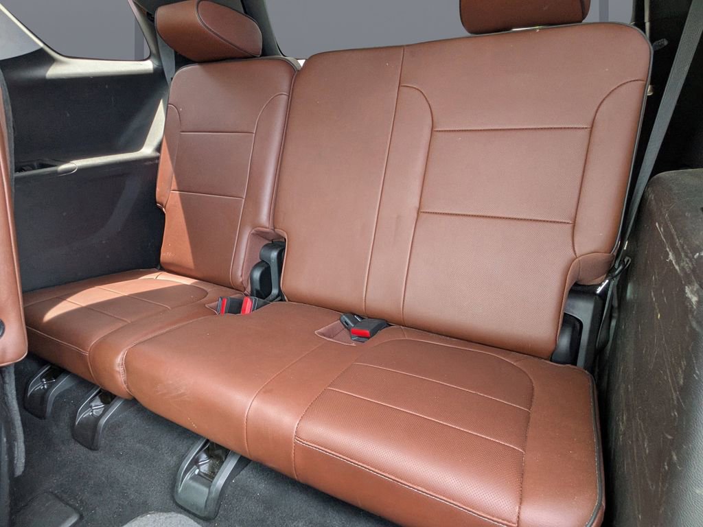 Used 2018 Chevrolet Traverse High Country AWD/4WD image 13