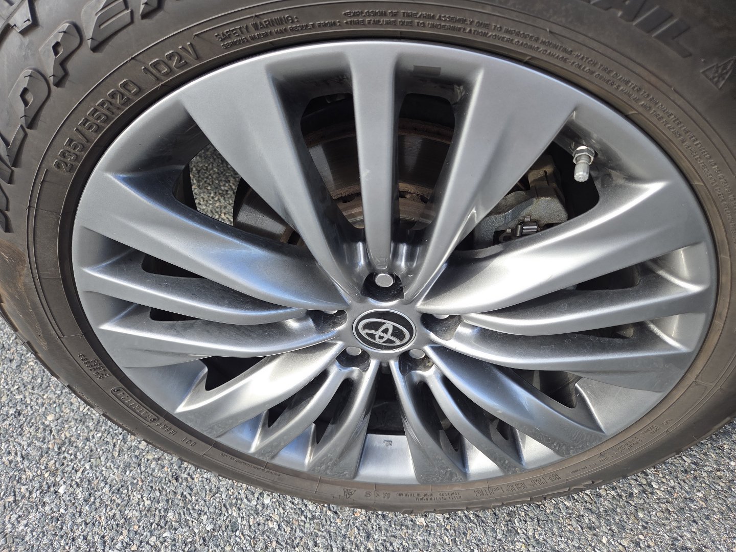 Used 2021 Toyota Highlander Platinum AWD/4WD image 13