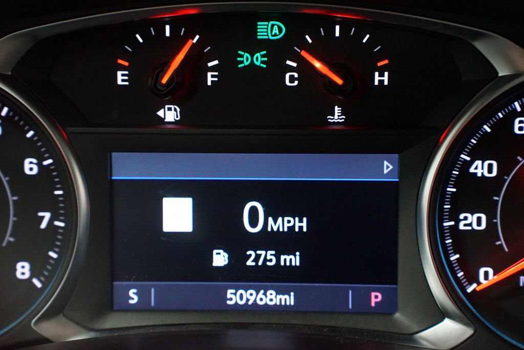 Used 2023 Chevrolet Equinox RS w/ RS Leather Package image 16