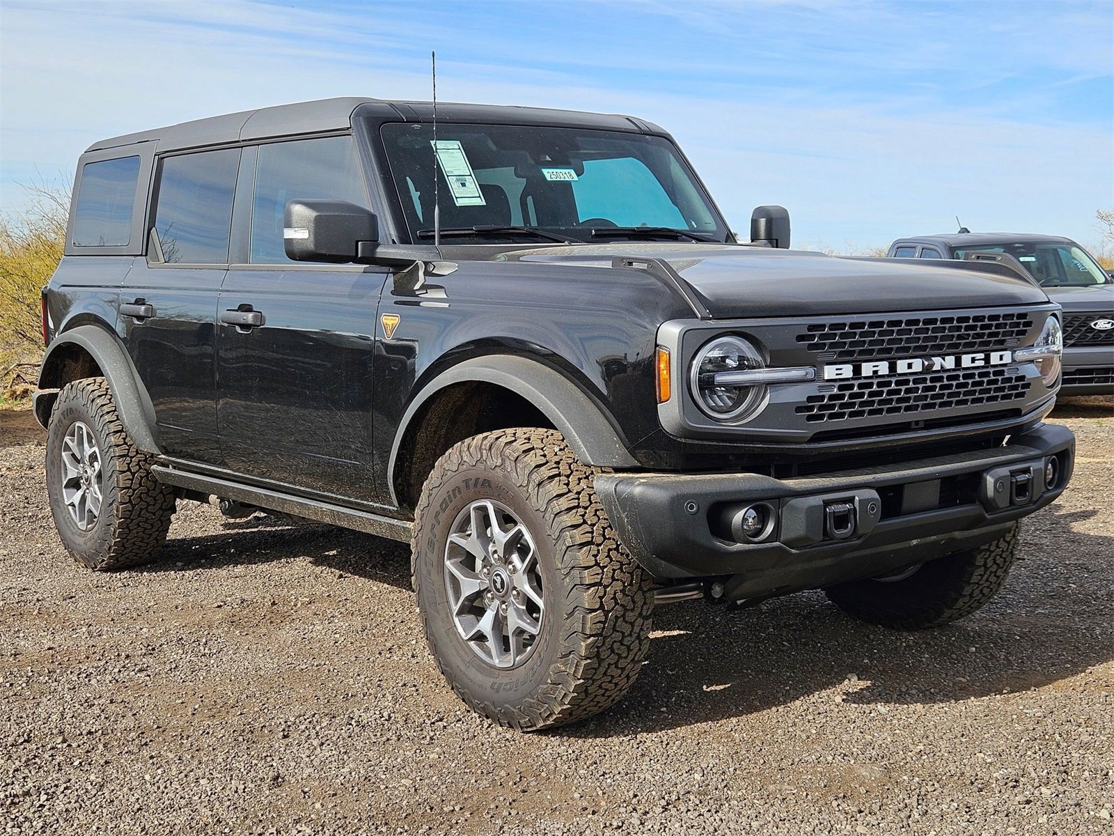 New 2025 Ford Bronco Badlands image 3