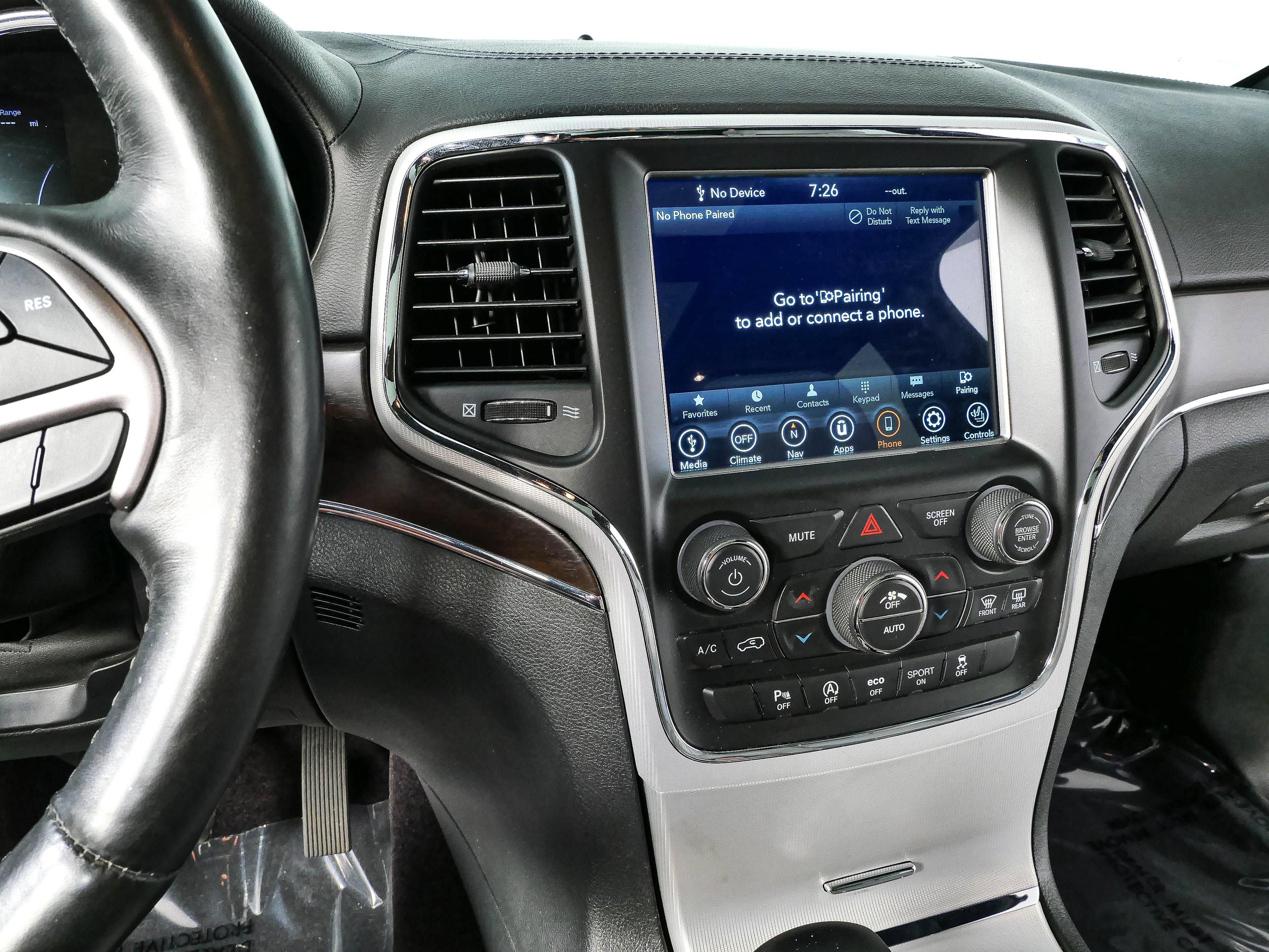 Used 2018 Jeep Grand Cherokee Limited RWD image 12
