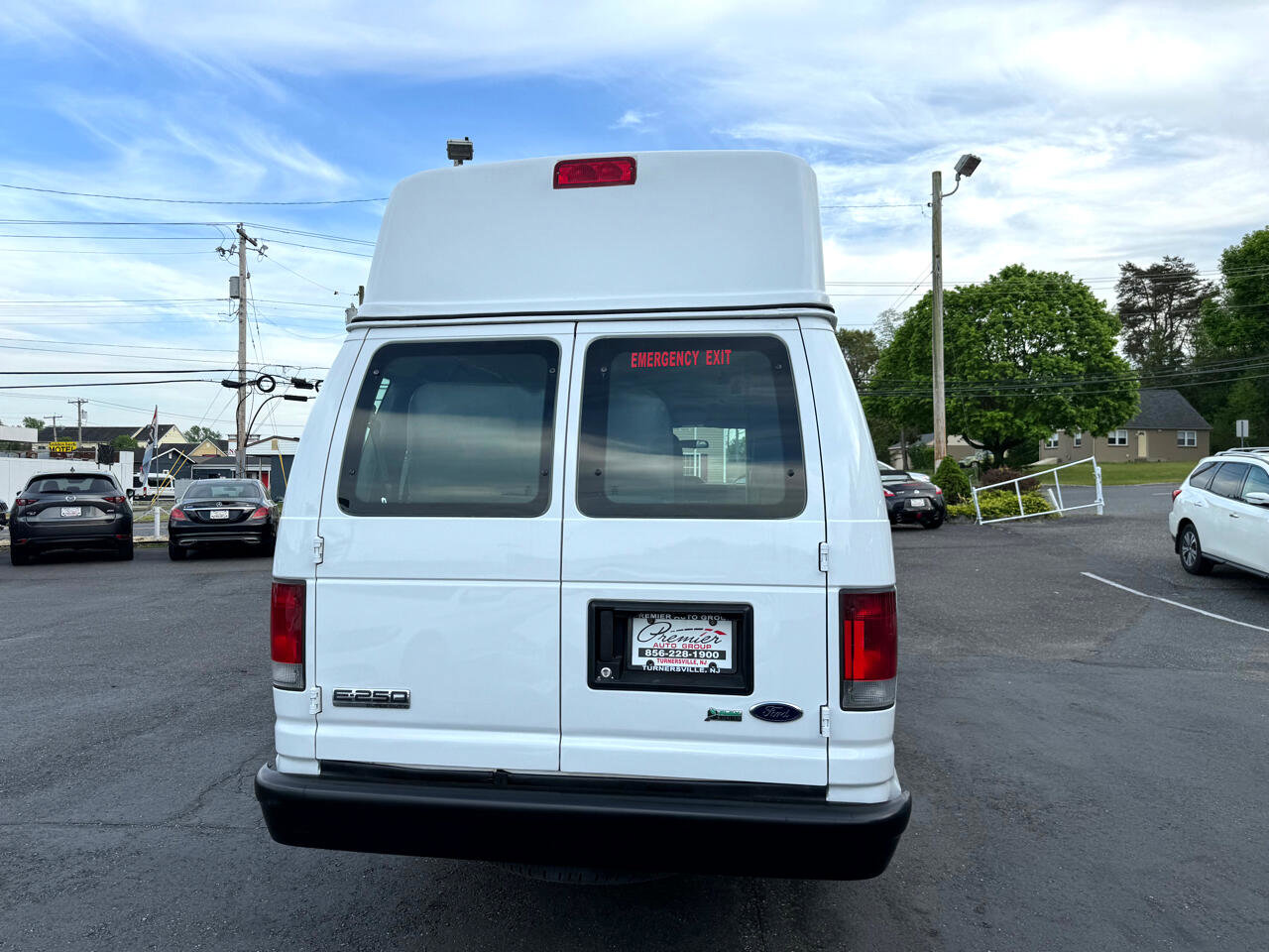 Used 2009 Ford E-250 and Econoline 250 Extended image 6
