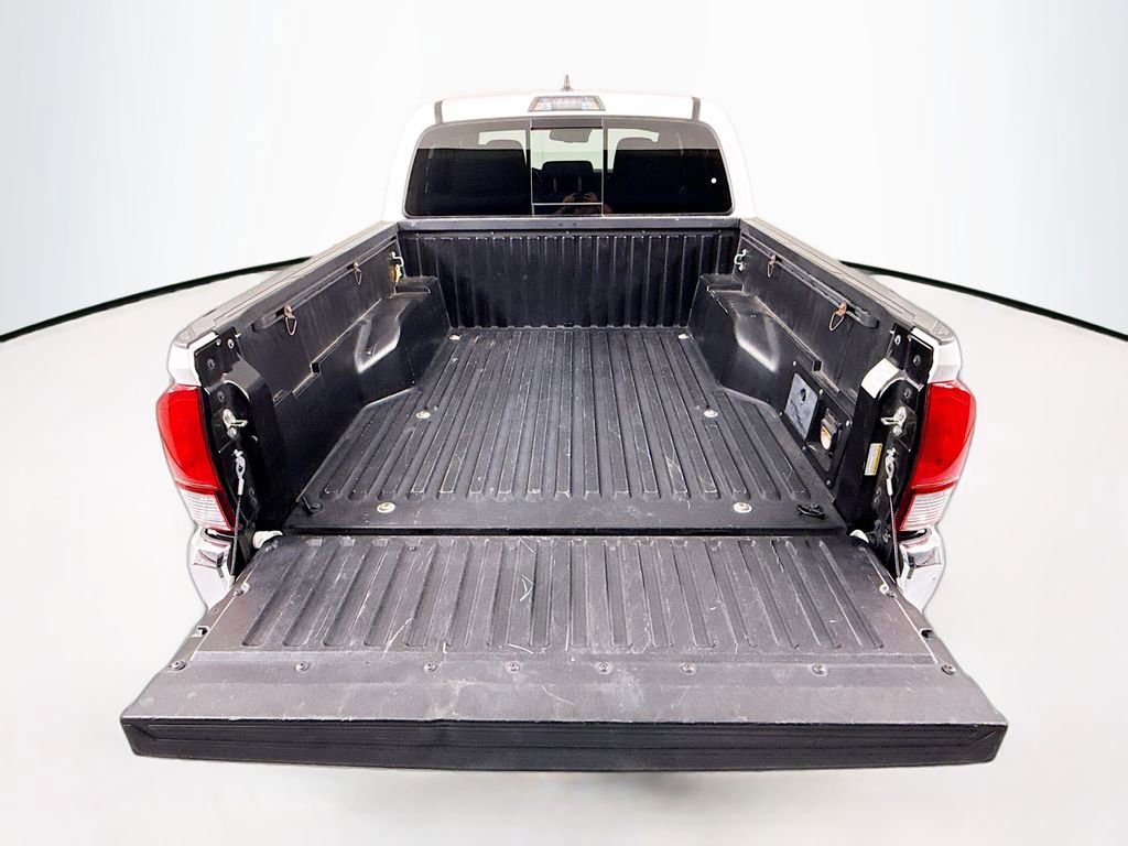 Used 2019 Toyota Tacoma TRD Off-Road RWD image 28