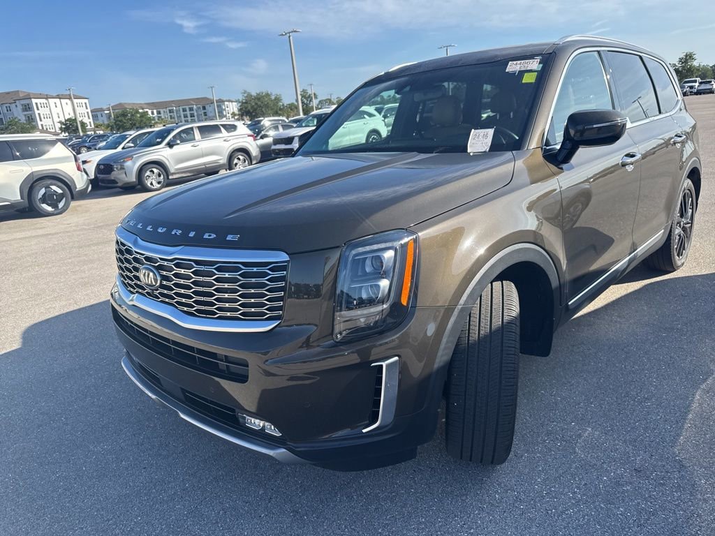 Used 2021 Kia Telluride SX w/ Towing Package FWD image 9