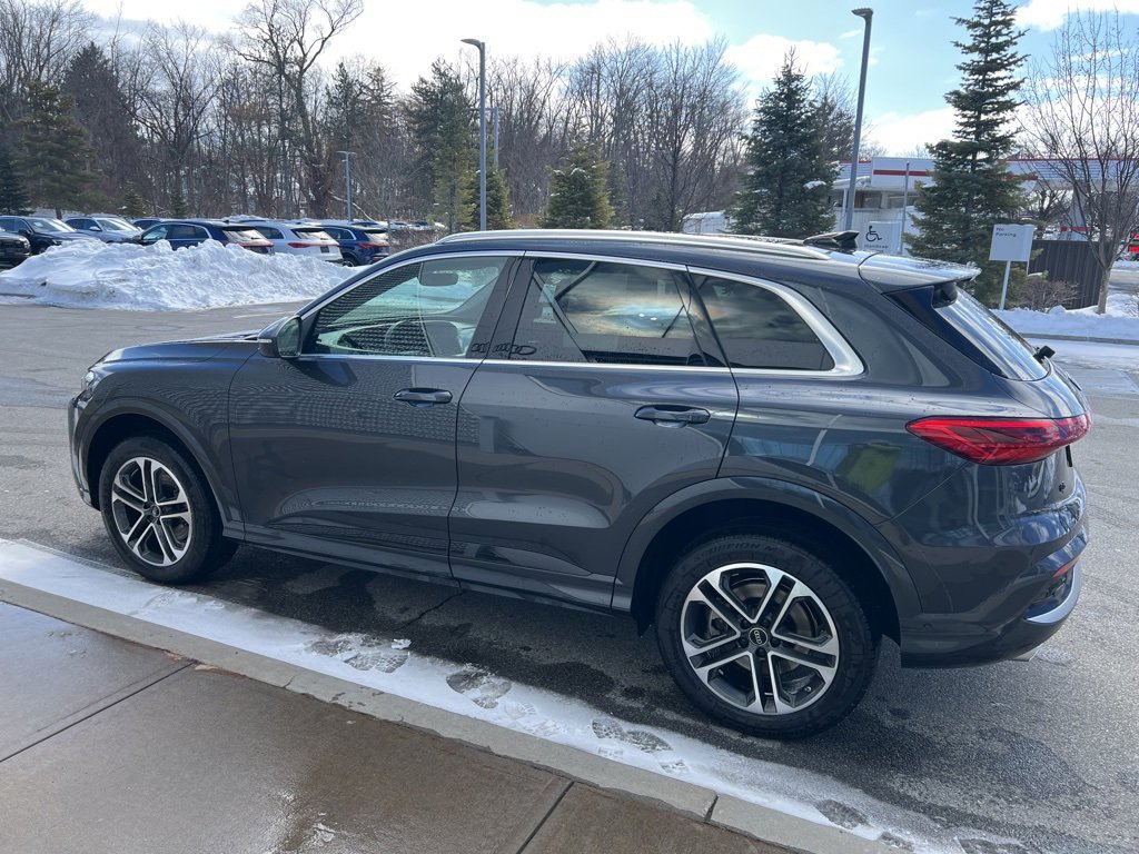 Certified 2025 Audi Q5 Premium Plus w/ Premium Plus image 42