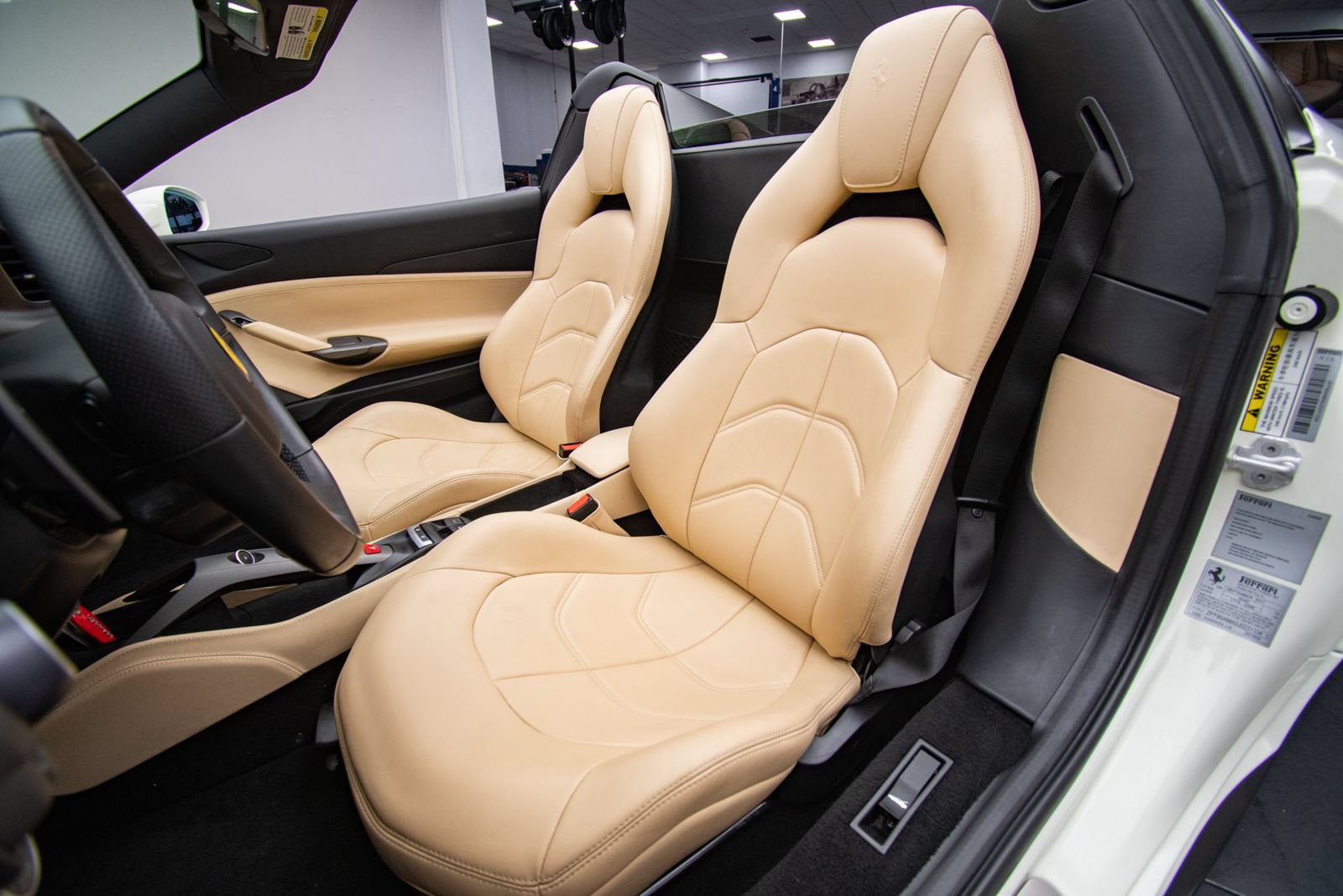 Used 2018 Ferrari 488 Spider RWD image 20