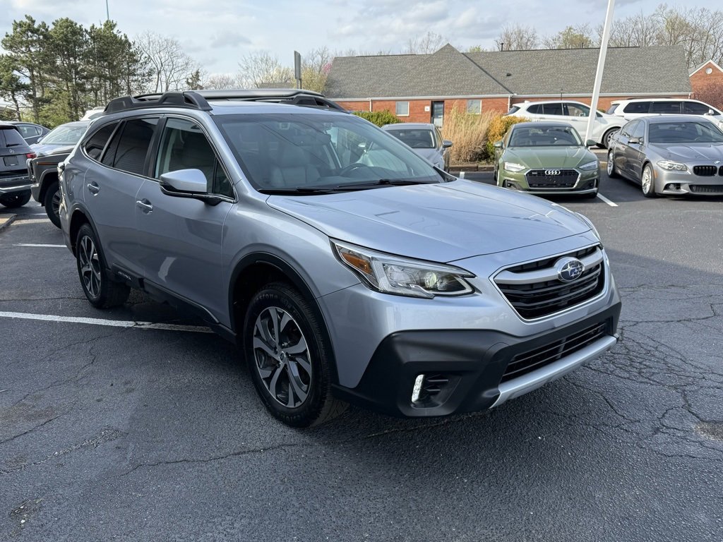 Used 2022 Subaru Outback Limited image 3